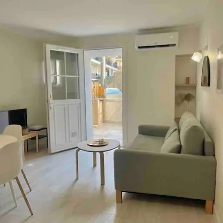 Le Bashkir - Spacieux Avec Terrasse - Wifi - Pres Mer Et Aeroport - Tram Et Supermarches Апартаменты