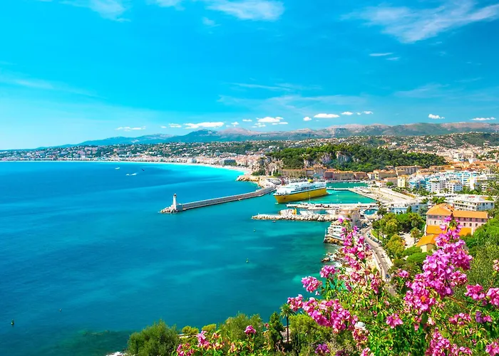 Apartment Le Bashkir - Spacieux Avec Terrasse - Wifi - Pres Et Aeroport - Tram Et Supermarches *